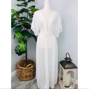 NWOT WHITE LACE SHEER SWIMSUIT COVER UP